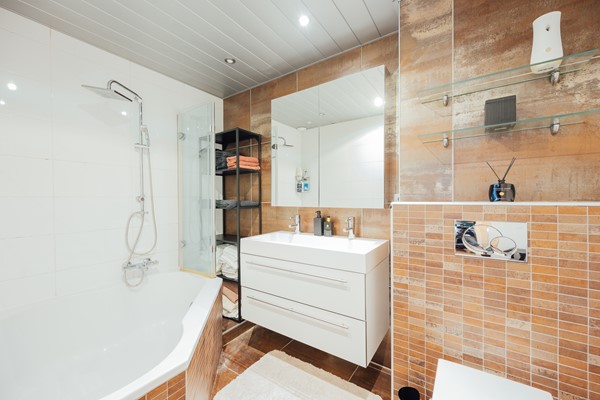 Medium property photo - Marguerite Durasstraat 82, 3207 MB Spijkenisse